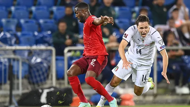 Mercato RC Lens : un international espéré, une pépite convoitée