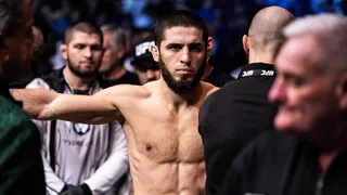 UFC 302 : Islam Makhachev connait son futur adversaire (officiel)