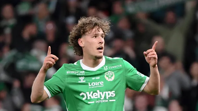 Mercato ASSE : L’ASSE envoie un message fort à Lucas Stassin