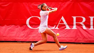 Diane Parry : classement, âge, statistiques de carrière de la prodige du tennis et de la prétendante à Roland Garros