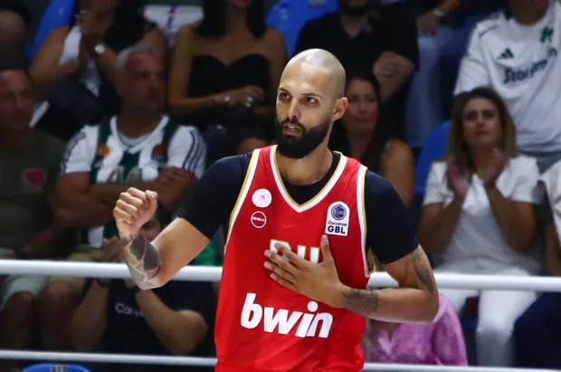 Salaires Euroleague : Evan Fournier, sous le maillot de l'Olympiakos