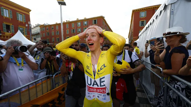 Tadej Pogačar et UAE Team Emirates marquent l’histoire du cyclisme