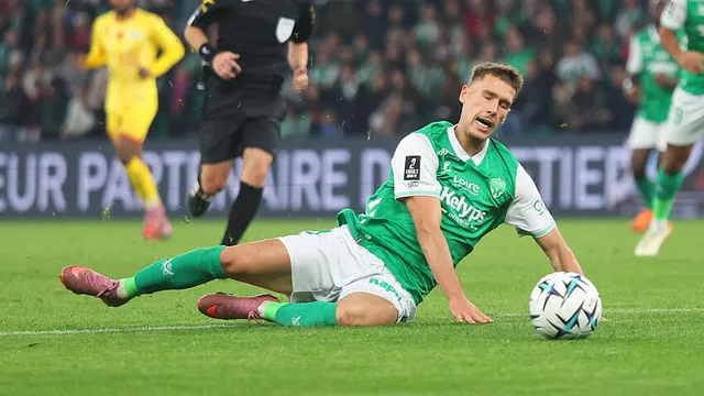 ASSE : Blessure, mutisme, avenir, Lucas Stassin divise chez les Verts