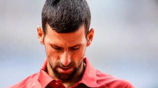 Roland Garros : Novak Djokovic dépité, la durée de sa blessure est connue !