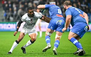 Top 14 : Pierre Mignoni frustré après la défaite à Castres