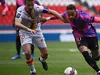 Sans briller, le PSG s’impose face à Lens et met la pression sur Lille
