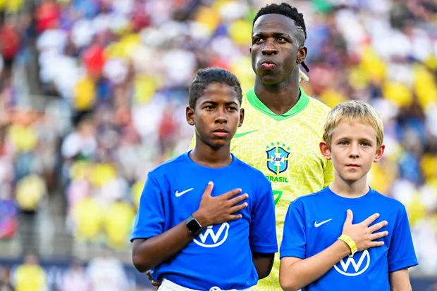 Vinicius avec le Brésil