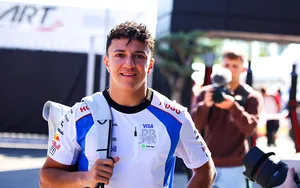 F1 : Racing Bulls résigné, Isack Hadjar voit grand pour 2026