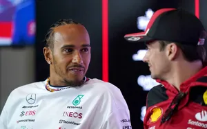 Lewis Hamilton signe chez Ferrari en 2025 (officiel)