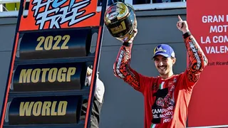 Bagnaia champion du monde MotoGP : « La pire course de l’année, peut-être de ma vie »