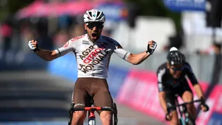 Giro – étape 12 : Vendrame s’impose au terme d’une longue échappée