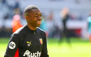 Mercato Lens : un indésirable file en Angleterre !