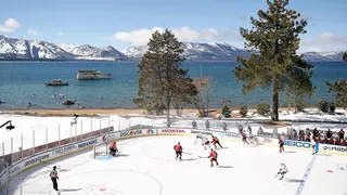 NHL : Les Bruins l’emportent au Lac Tahoe face aux Flyers