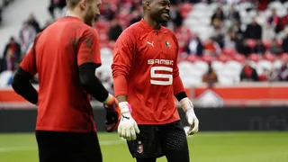 Mercato Rennes : Annoncé sur le départ, ce joueur prolonge ! (officiel)