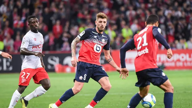 Mercato OL : un ancien de Ligue 1 comme doublure de Lacazette ?