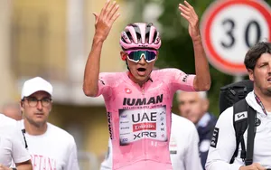 Étape 12 Giro 2025 : parcours détaillé, profil, favoris et horaires