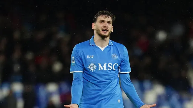PSG : quel rôle pour Khvicha Kvaratskhelia, la nouvelle recrue de Luis Enrique ?