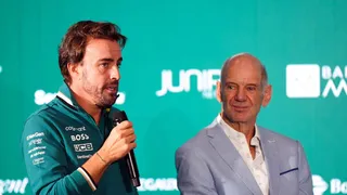 F1 : Quel est le salaire d’Adrian Newey chez Aston Martin par rapport aux pilotes ?