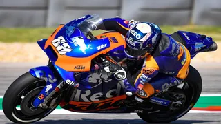 Moto GP – Course : Oliveira et Tech 3 profitent d’un scénario complètement fou !