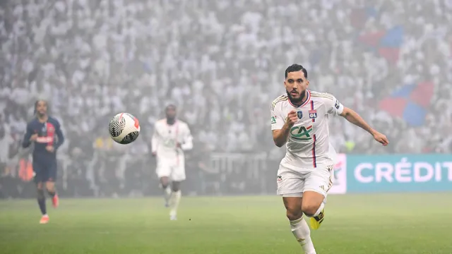 Mercato OL : 2 nouveaux prétendants arrivent pour Rayan Cherki