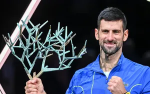 Novak Djokovic : après le Rolex Paris Masters, le Serbe lorgne sur un record de légende