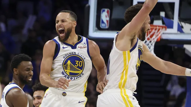 NBA : Les Splash Brothers en feu face à Houston