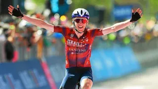 Giro – 17e étape : Bernal plie mais ne rompt pas