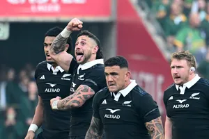 « Le Haka doit être supprimé », un rugbyman provoque une incroyable polémique en Nouvelle-Zélande