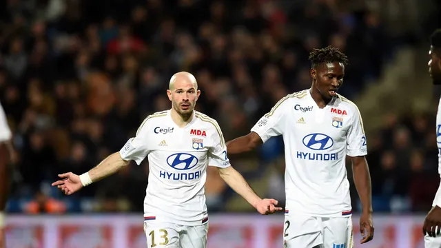 Mercato : Mapou Yanga-Mbiwa a retrouvé un club !