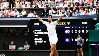 Résultat Wimbledon 05 juillet 2022 : Novak Djokovic renversant, Jabeur tient sa demie