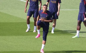 PSG : Kylian Mbappe écarté !