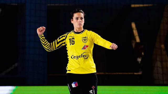 Handball : Cléopâtre Darleux se rapproche d’un retour à la compétition !