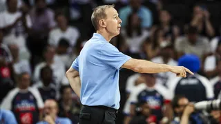 JO 2024 : Vincent Collet met en garde violemment ses joueurs 