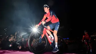 Geraint Thomas : “Ce n’est pas comme ça que je voulais prendre la tête du Giro d’Italia”