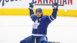 NHL : le coup de patin (02/05) – Toronto tourne à plein régime