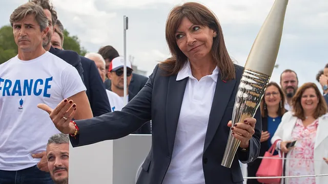 Une légende du sport français se déclare presque candidate pour embraser la vasque des JO 2024 !