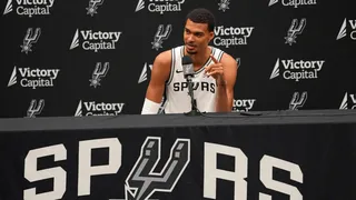NBA : 6, une anomalie dans l’effectif des Spurs de San Antonio