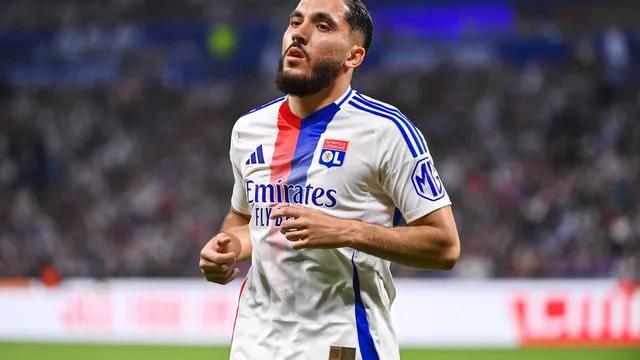 Mercato OL : John Textor s’en prend à l’agent de Rayan Cherki !