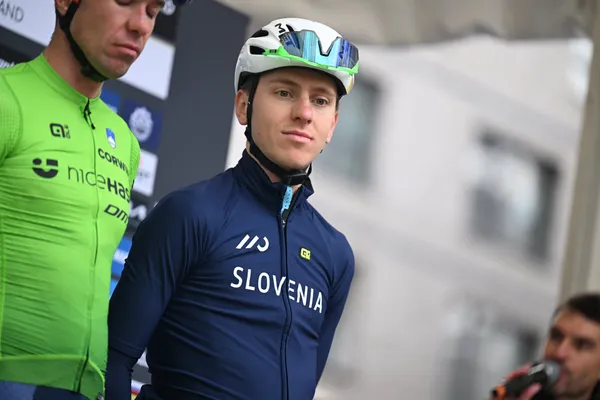 Tadej Pogacar est aussi actif lorsqu'il n'est pas sur sa selle (Source : Icon Sport)