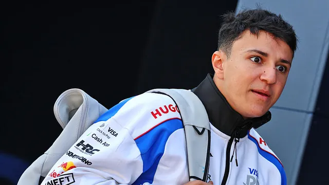 F1 : pourquoi Isack Hadjar pourrait quitter Racing Bulls dès cet été