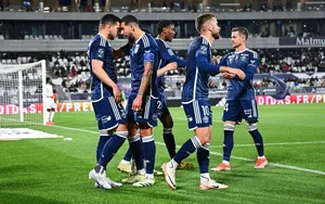 Un ancien joueur des Girondins file en Championship
