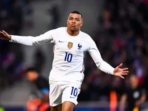 Equipe de France : Mbappé égale déjà Wiltord