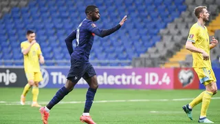 Sans briller, les Bleus s’imposent 2-0 face au Kazakhstan