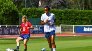 Wendie Renard : Âge, Stats, Palmarès, Couple et Club Lyon