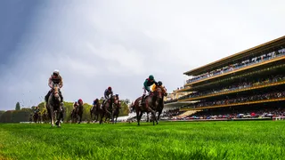 Pronostic Prix de l’Arc de Triomphe 2023, les favoris et meilleures cotes