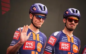 Étape 17 Giro 2025 : parcours détaillé, profil, favoris et horaires