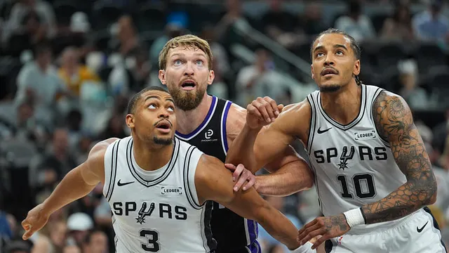 NBA : Sochan, Johnson, les Spurs prêts à tout pour boucler un trade d’envergure ?