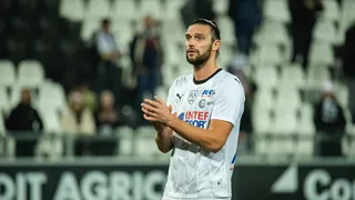 Bordeaux : une légende des Girondins ironise sur l’arrivée d’Andy Carroll