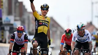 Cyclisme : Adam Yates et Wout van Aert dans le récap’ de la semaine