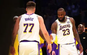 NBA : portés par leur duo magique LeBron – Doncic, les Lakers champions dès cette année ?